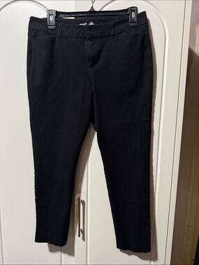 Old Navy Never Fade Pixie Ankle Pants